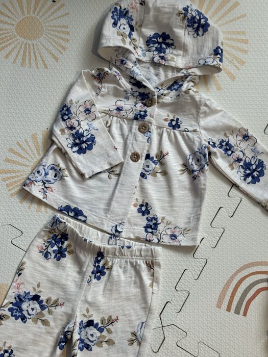Комплект Carters кофта лосини сукня
