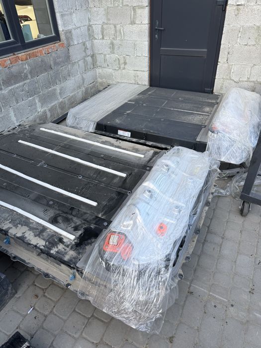 Батрея Tesla 3 75kw