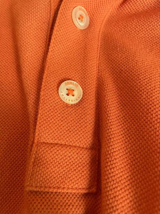 Camiseta Giorgio Armani - Corte Clássico e Elegante