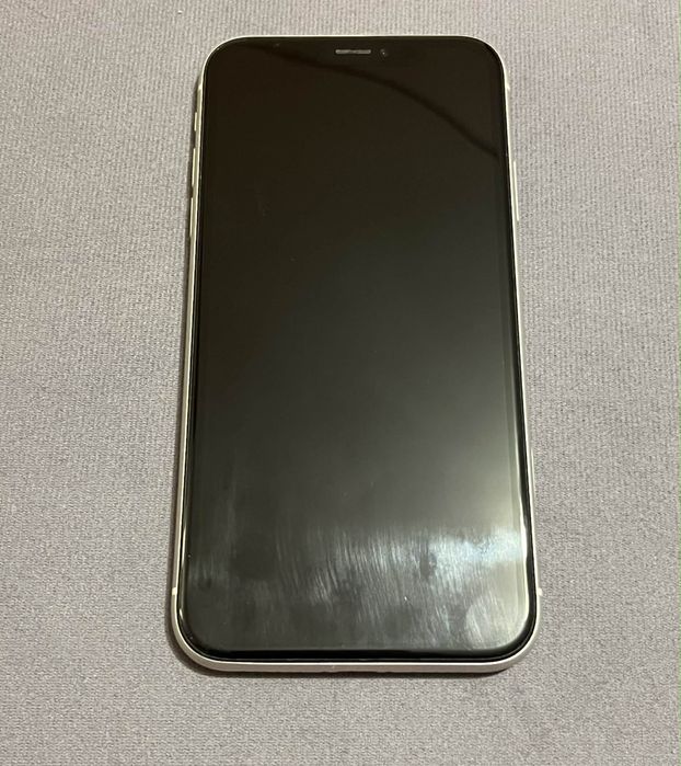 iPhone XR айфон на 64