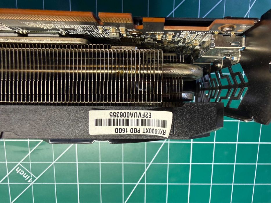 ASRock Phantom Gaming Radeon RX 6900 XT 16 GB – 3 × 8-pin stan 10/10!