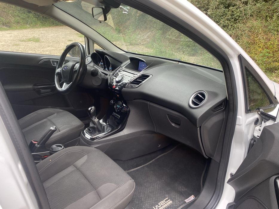 Ford fiesta 1.0 titanium