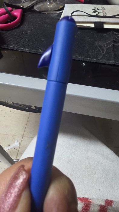 Caneta legami tubarao triste