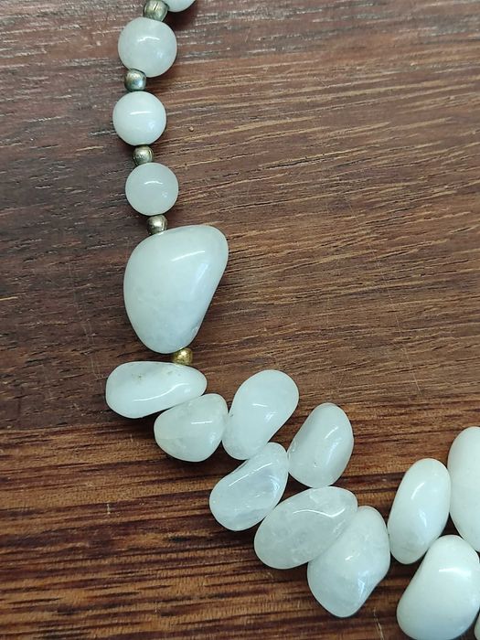 Stary naszyjnik kolia z kamieni naturalnych biały agat vintage