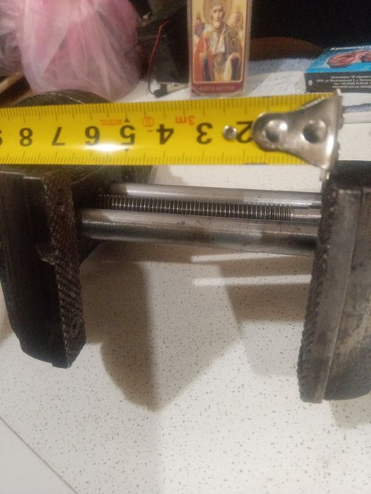 Тиски настольные СССР, чуть бу.