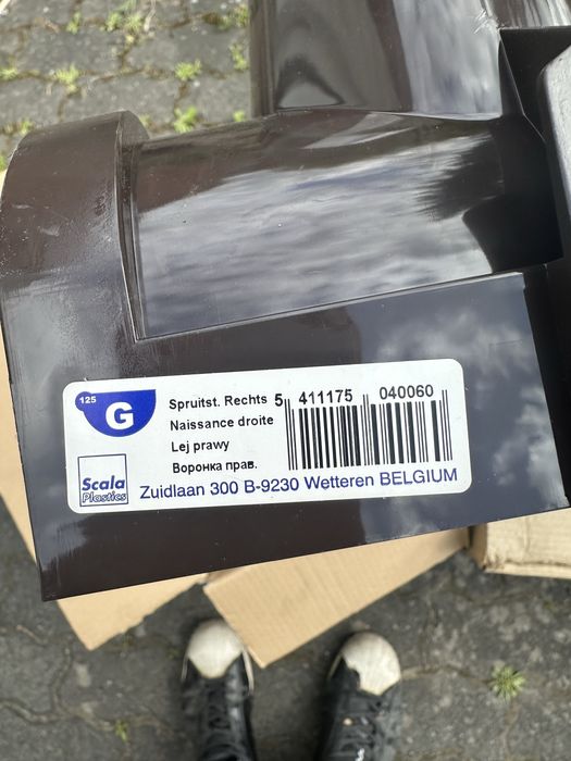 Scala Plastics elementy do rynien lej spustowy naroznik hak rynny
