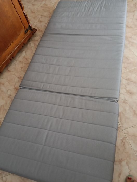 Colchão individual com capa amovível 80cm por 1.90m