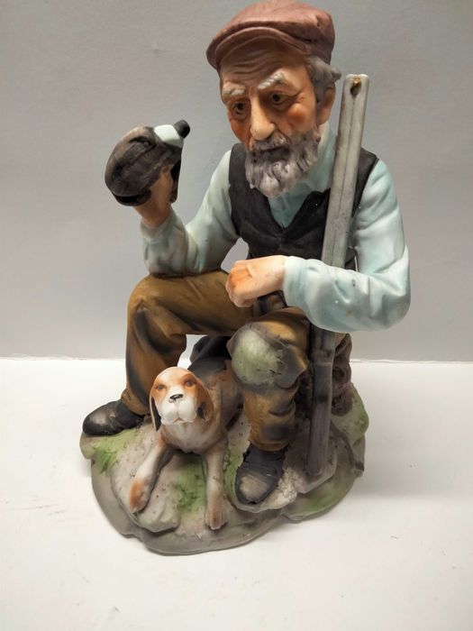 Myśliwy, polowanie - figura włoska porcelana