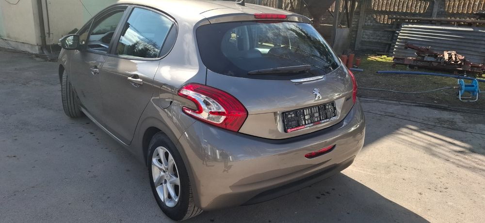 Peugeot 208 1.4 HDI