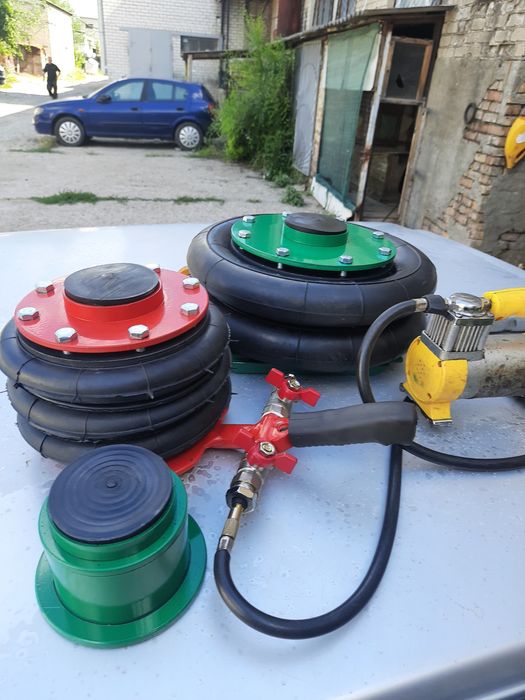 Продам пневмодомкраты ДП2, ДП3