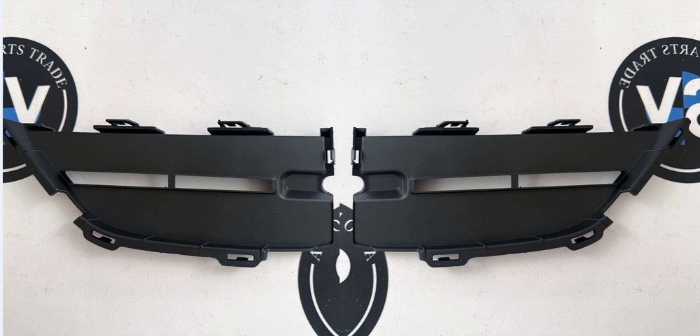 BMW X3 G01 G02 Заглушка дифлектора бокового Х лайн решітки накладка 51117459519 ліва 51117459520 права
