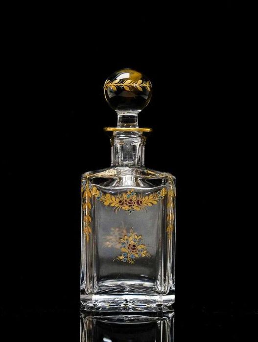 Garrafa em Cristal Lapidado Estilo D. Maria I