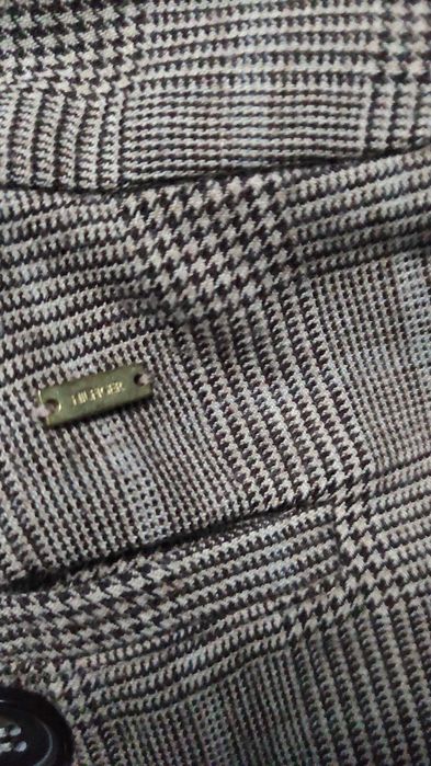 Spodnie 3/4 firmy Tommy Hilfiger rozmiar S