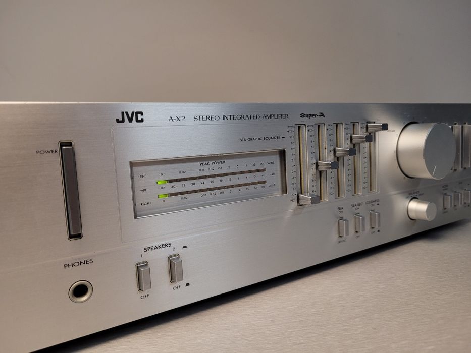 JVC A-X2 – wzmacniacz stereo Super-A z korektorem, Srebrny, Equalizer