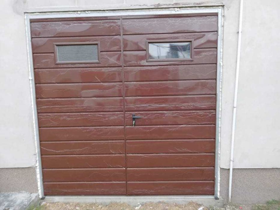 Brama garażowa Drzwi stalowe Bramy garażowe do muru Brama na wymiar