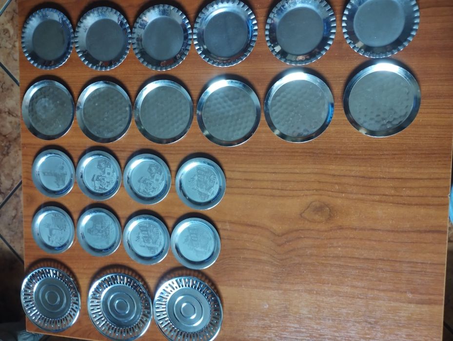 Metalowe podstawki
