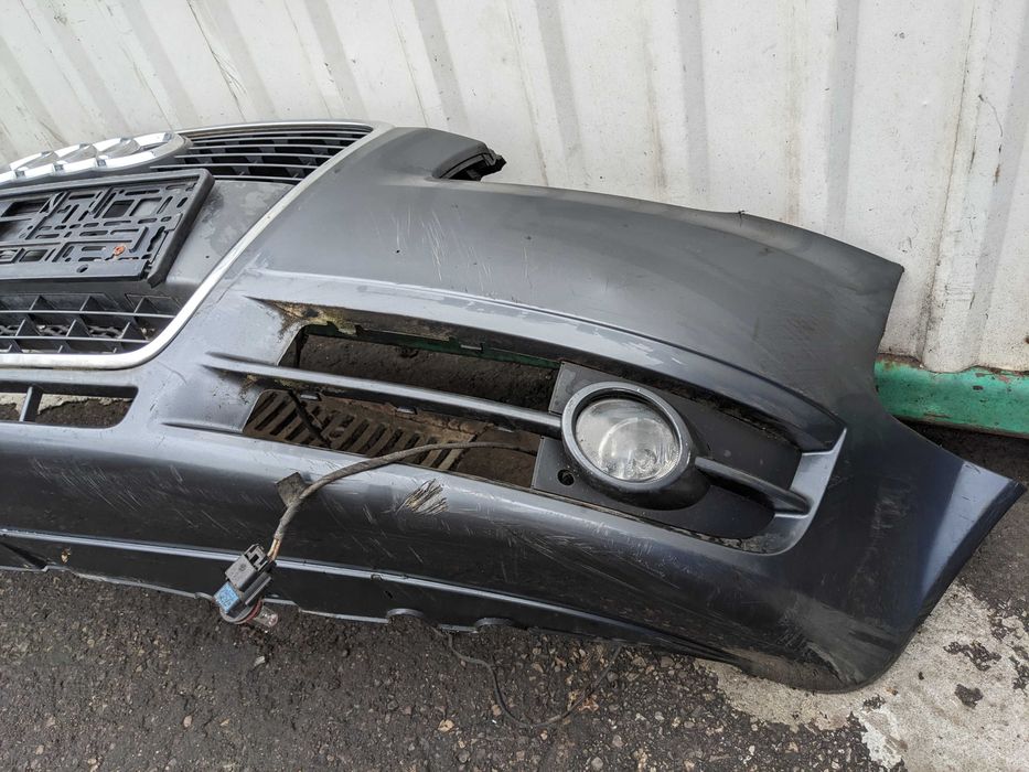 Audi A4 B7 Kombi Avant Zderzak Przód Przedni Lakier LX7Z