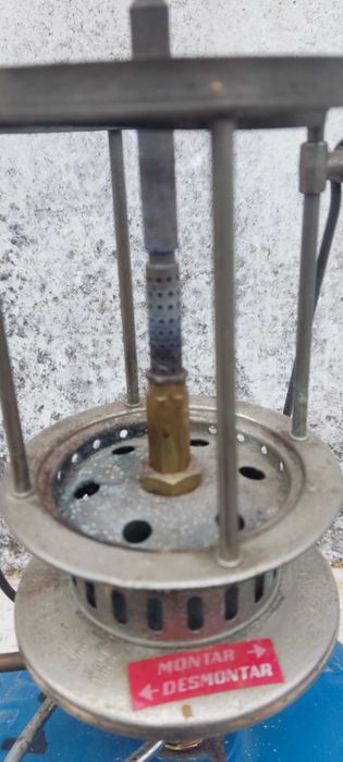 Candeeiro sem botija