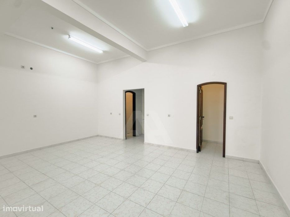 Loja Remodelada no Cacém