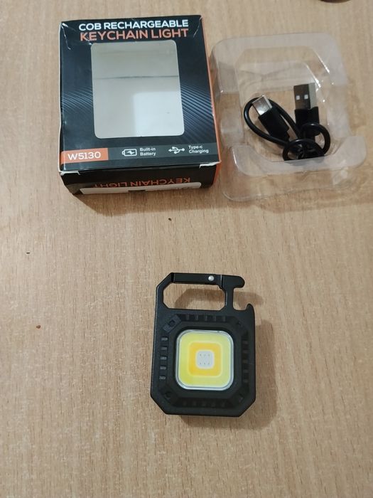 Фонарик брелок с більшим кол функций