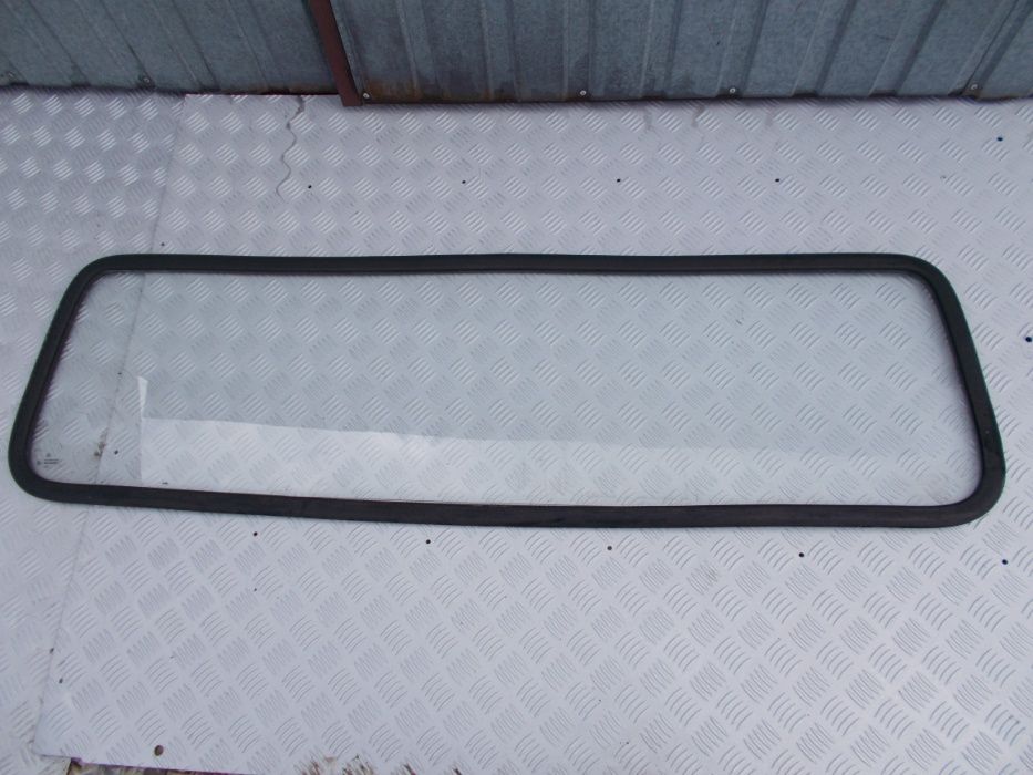 Mercedes Sprinter 906 szyba ściany grodziowej ŁADNA kompletna