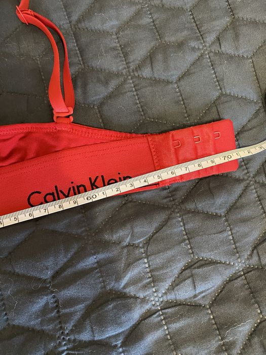 Бралет/топ/бюст calvin klein 75B