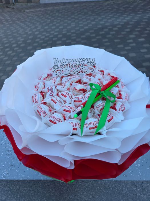 Букети з цукерок Букети з ковбасок Смачні подарунки