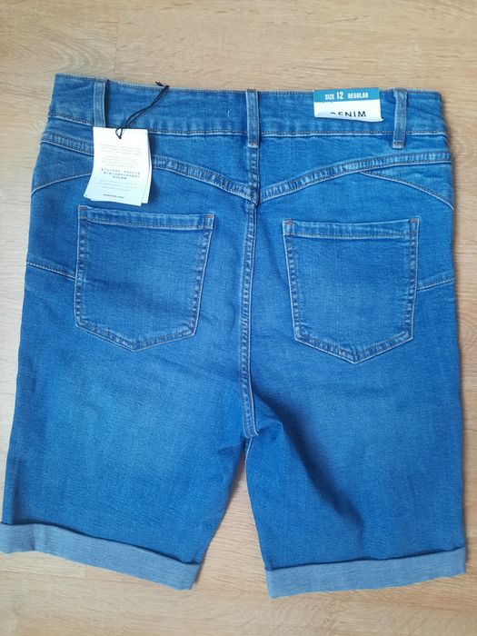 Шорти жіночі нові