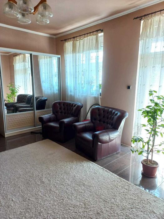 Продаж приватного будинку