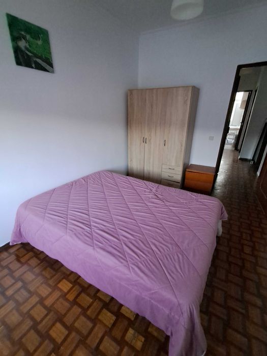 Quartos CASAL em Belém,Centro Lisboa. Entrada IMEDIATA. Aceita pet.