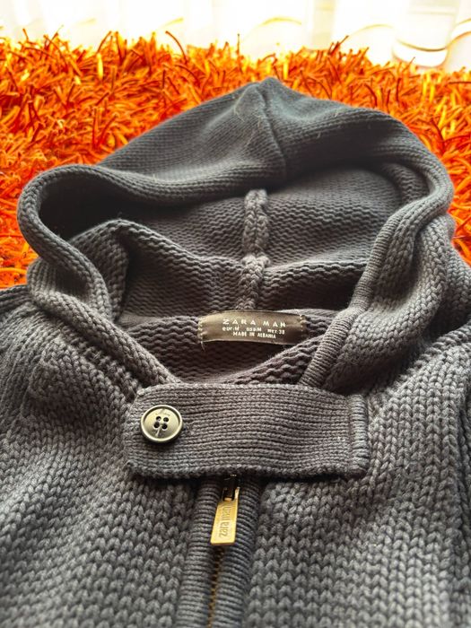 Casaco de malha com capuz