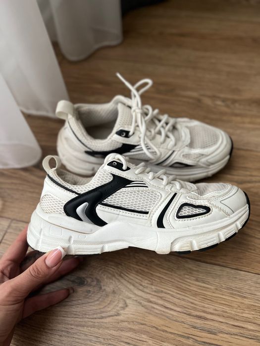 Buty damskie sportowe