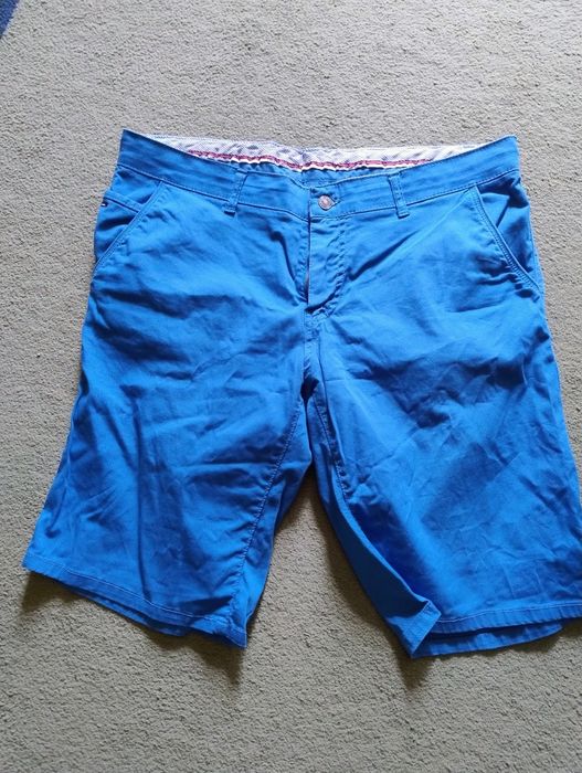 Шорты Levis, Tommy Hilfiger pp.34-36. оригинал.Оранжевый цвет!