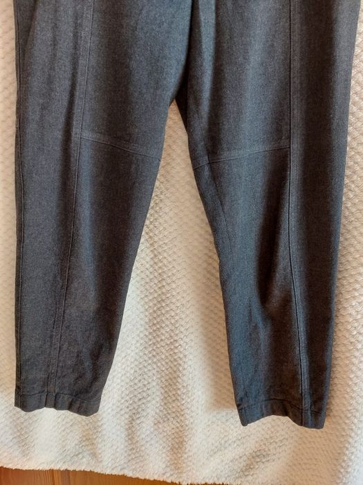 Damskie, bawełniane, ciemnoszare spodnie mom jeans. Massimo Dutti. 38.