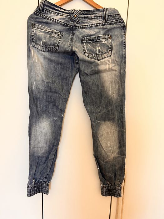 Spodnie jeans niebieskie