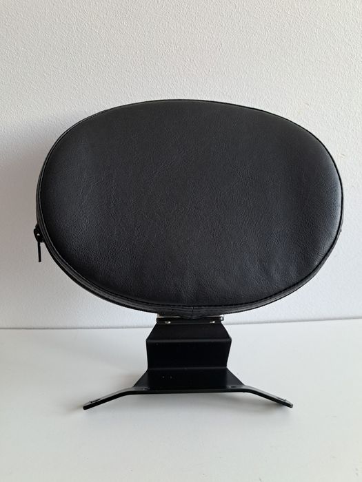 Oparcie kierowcy ruchome Yamaha xvs Drag Star 125.
Pasuje do modeli: D