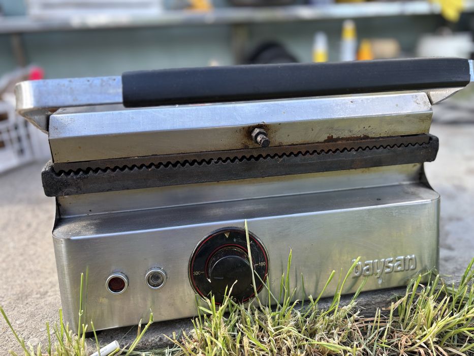 Гриль електричний