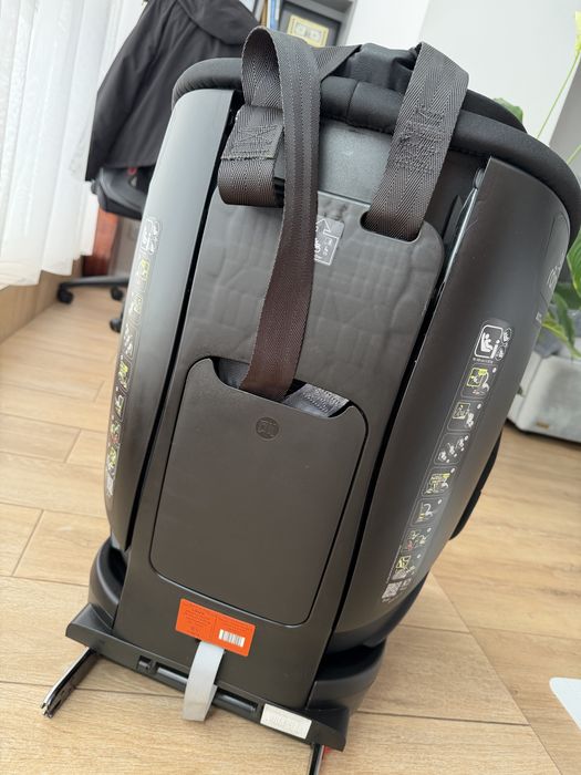 Автокрісло Britax-Romer TRIFIX2 i-size Cosmos Black