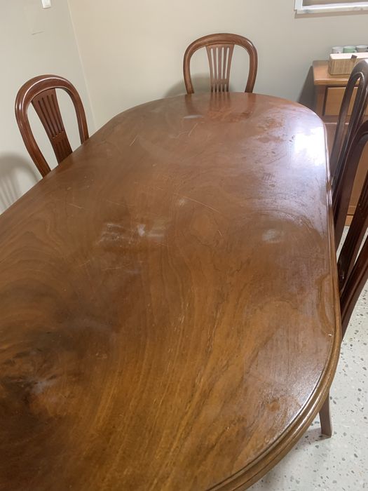 Conjunto mesa + 6 cadeiras