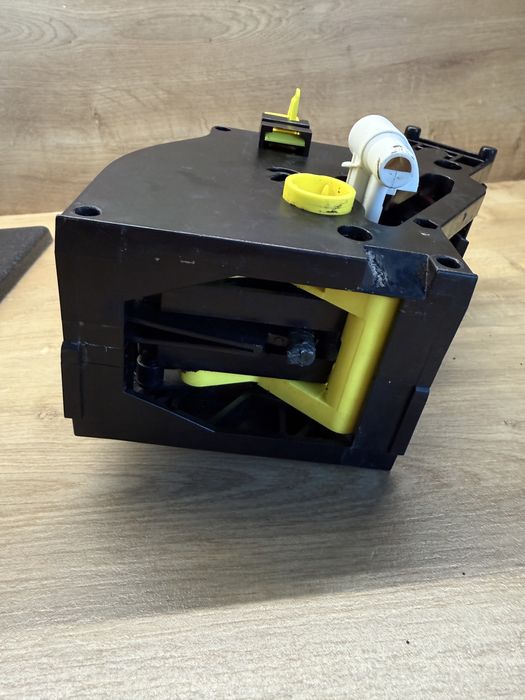 Sprzedam ekspres do kawy philips lattego 4300