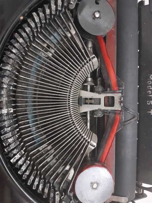 Remington Portable, Model 5T