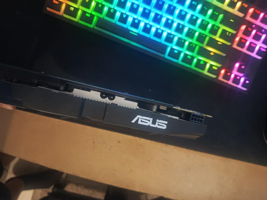 Karta graficzna Asus rx580 4GB