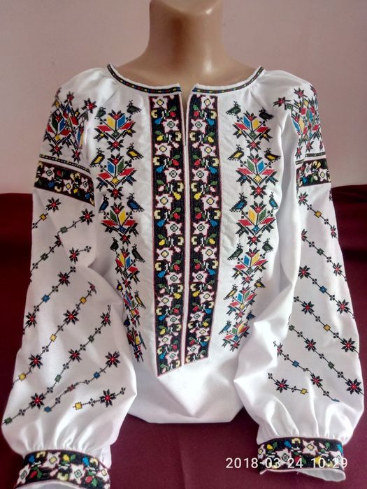 Вишиванка жіноча