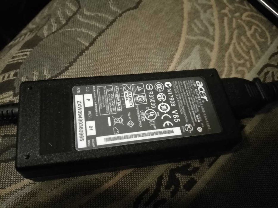 ноутбук Emachines E528 (Aser), 15,6", 4\160 ГБ, темно-серый матовый