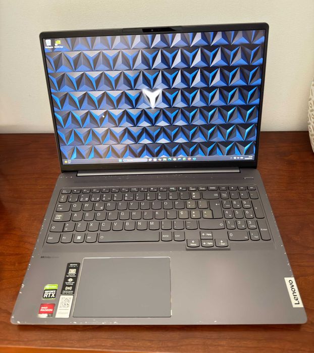 Lenovo IdeaPad PRO 5|16" 2.5K|Ryzen 7- 6800HS Creator Edition|RTX3050|