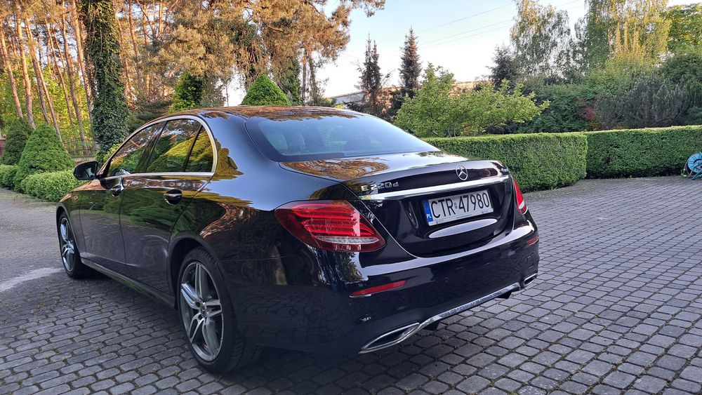 Mercedes-Benz Klasa E Stan idealny Busines Edytion 9G-Tronic