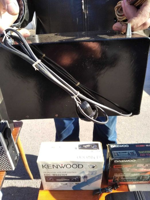 Зарядний пристрій для акамулятора на 12 В  10 ампер ( Україна )