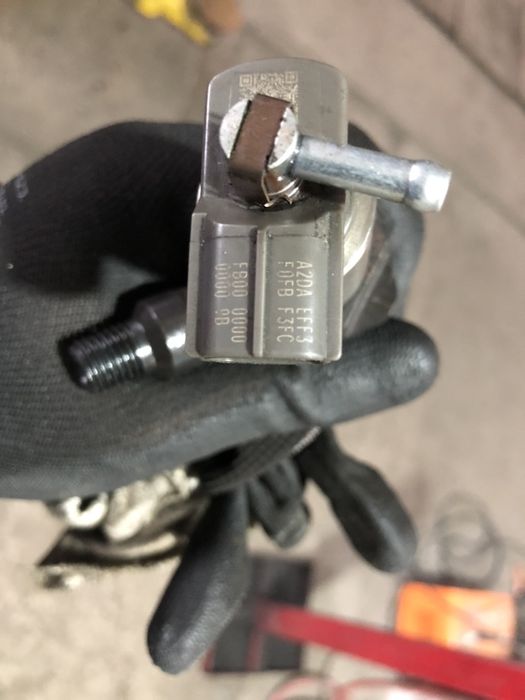 Комплект Форсунки насос і рейка Mazda 6, CX-7 2.2D 0011 05M05983. R2AA