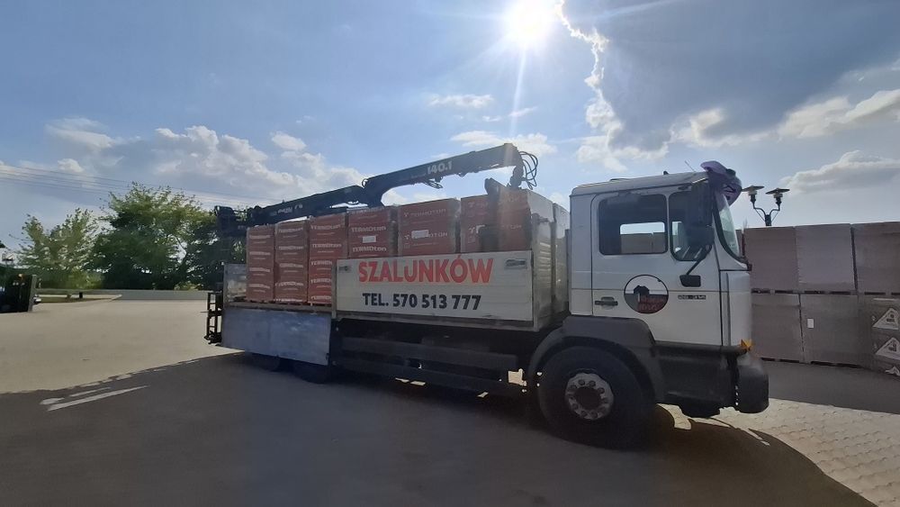 Tani Transport Ciężarowy z Obsługą Dźwigu – Sprawdź Ofertę!