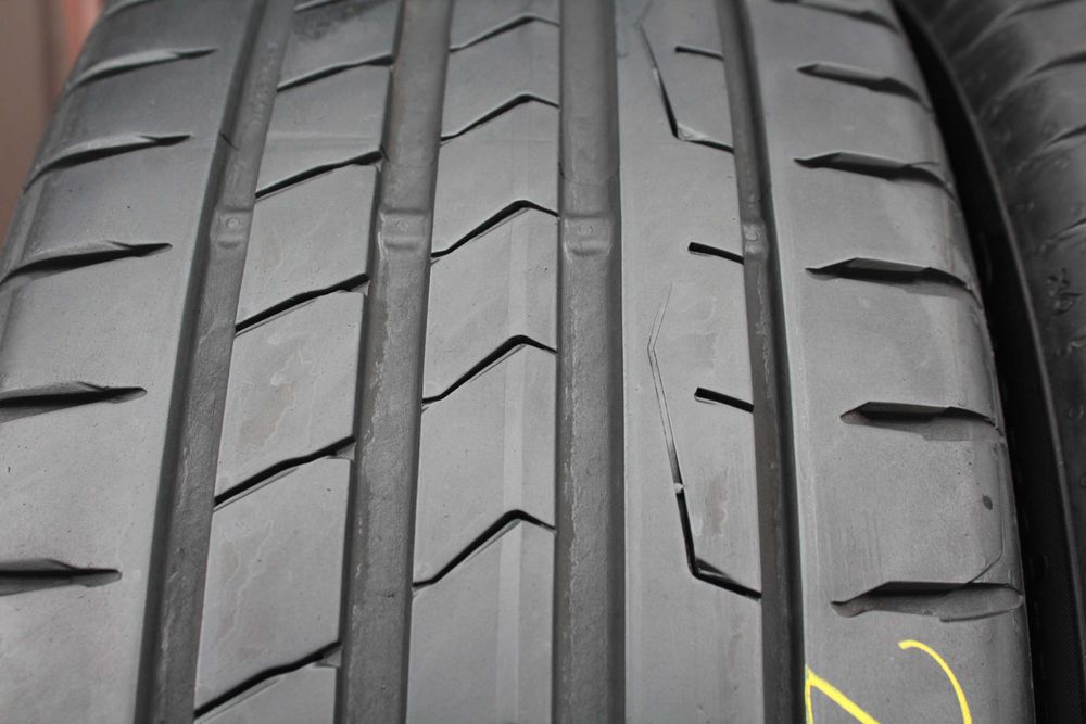 215 55 R17 Continental Premium Contact 7